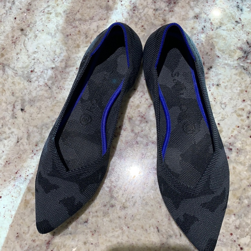 New Black/gray Camo Rothys Pointed toe flats